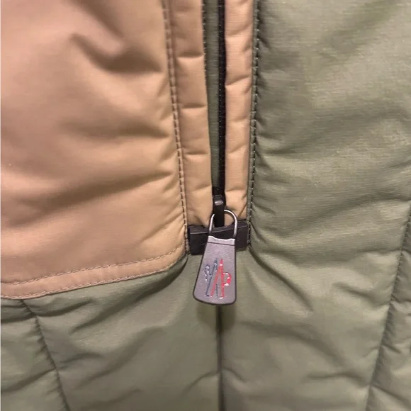 Mocler Grenoble Green and Tan Quilted Vest - Picture 6 of 8